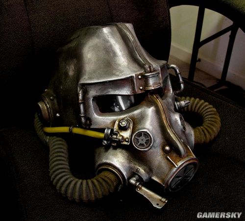 《辐射》fans自制防辐射动力装甲头盔