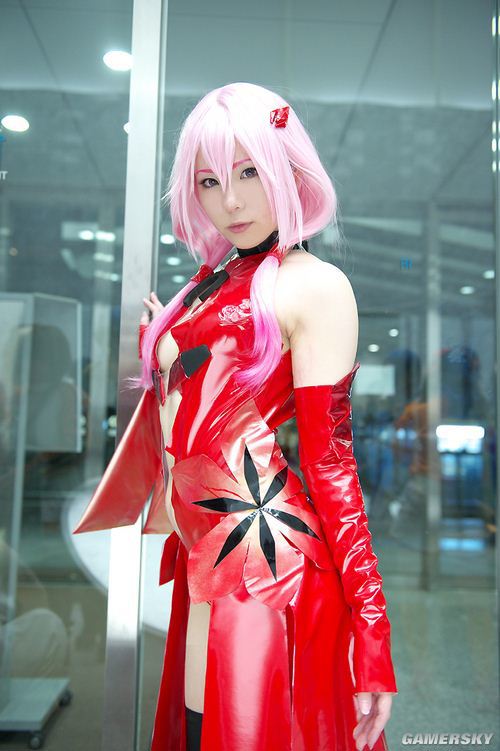 真空装的诱惑罪恶王冠女主角蝶祈cos赏