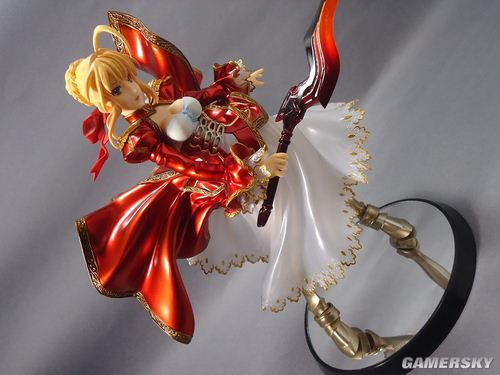 《命运之夜:新章(fate/extra》暴君尼禄手办开箱 红saber亮相