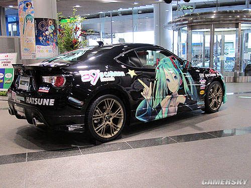 初音痛车再添新靓车帅气的toyota86上场