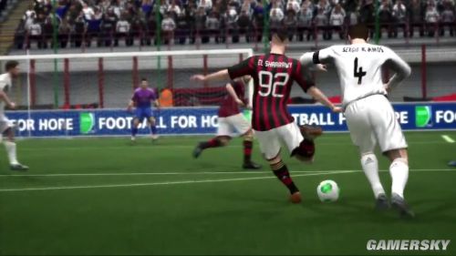 《FIFA 14》最新生涯模式预告片 球探加入助你