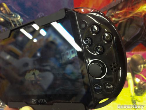 索尼第二代PS Vita掌机上手试玩!更轻更薄更快