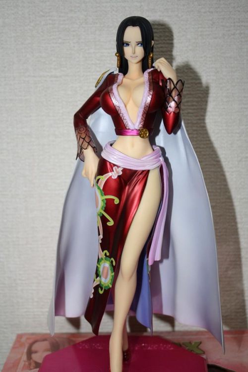 女帝豪乳相向!十一假期精品动漫游戏福利手办赏