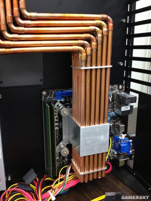 36根热管设计:韩国人发明超强被动CPU散热器