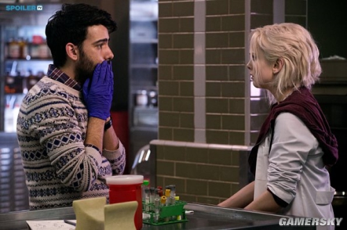 美剧《我是僵尸(iZOMBIE)》首曝预告 重口美少