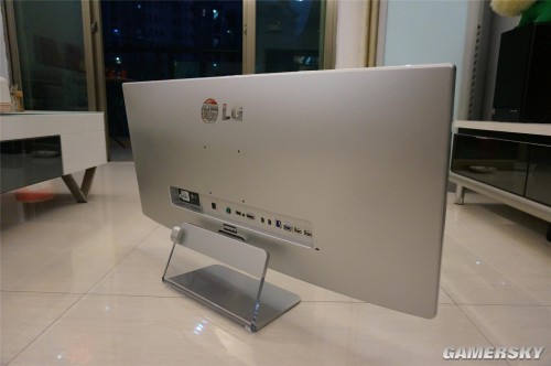 21:9超爽视觉 LG 34UM95-P带鱼屏显示器开箱