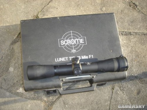 使命召唤OL机瞄