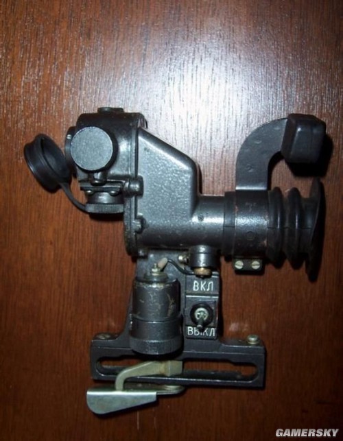 使命召唤OL机瞄