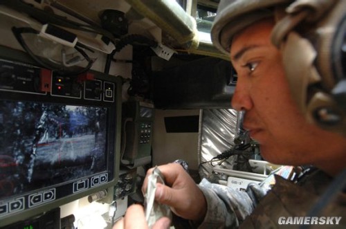 使命召唤OL机瞄