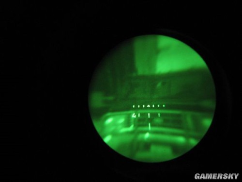 使命召唤OL机瞄