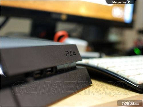港版PS4改台式机硬盘教程 港版PS4怎么改装