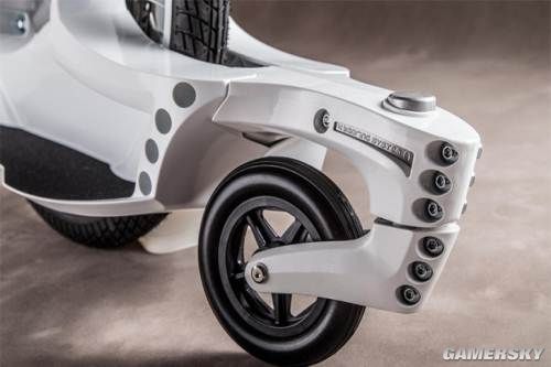 高斯幻影独轮平衡车 白色透明款 国内网店售价2999元高斯幻影独轮平衡