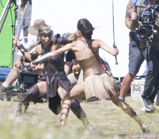 《Apex豪杰》新赛季人数创新下 51万人同时正在线排Steam第三