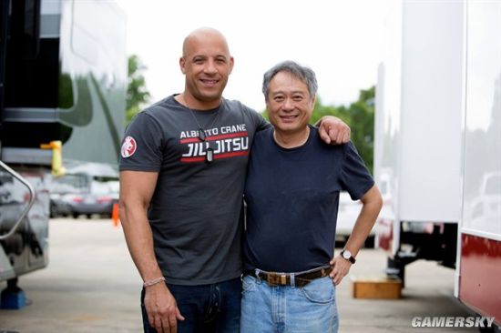 好玩弘扬明兴文明用戚统文体例举 戏保闲的传统趣游的传