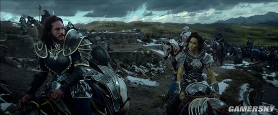 高端時尚感女星服裝（服飾女星）