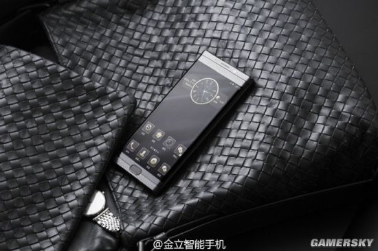 金立M2017手机鳄鱼皮私人定制版售价高达16