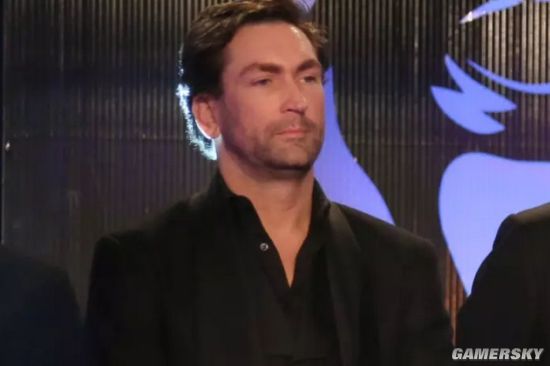 3分鐘看游戲;每個NPC皆能夠吃掉降 3分鐘體會《吸血鬼》