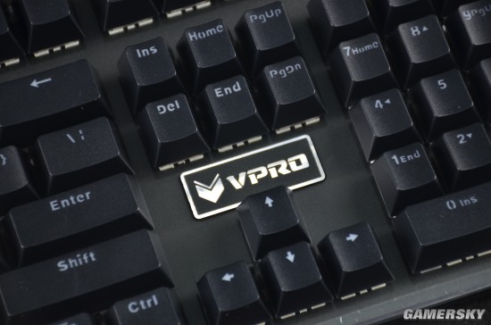 雷柏v700 rgb合金版游戏机械键盘评测