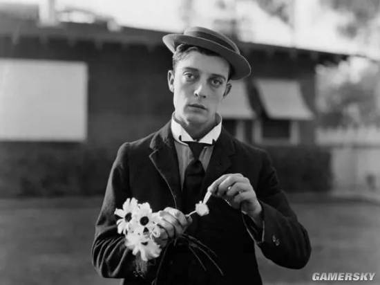巴斯特·基顿,1895年10月4日生于美国,美国默片时代演员及导演,以