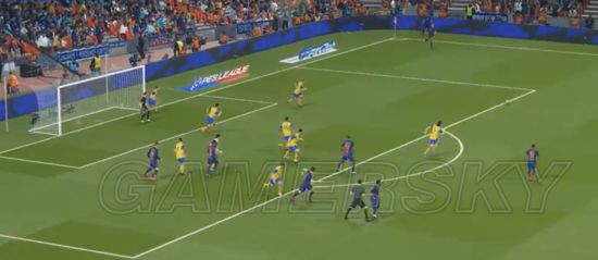 《实况足球2018(PES2018)》战术角球远射教