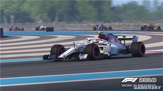 IGN 8.5分《F1 2018》发售 零距离体验车手生涯