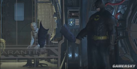 自由视角《蝙蝠侠：阿甘骑士》 近距离围观小丑火化