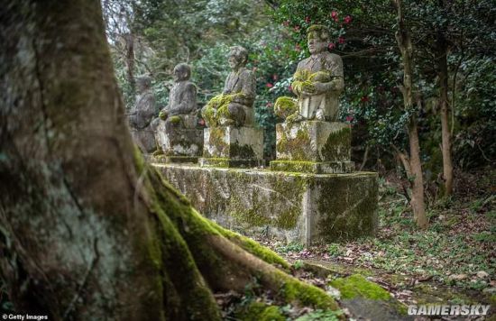 石像密室日本图片