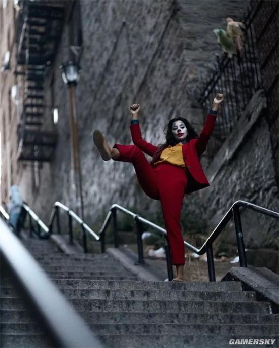 《小丑》爆火后 这段楼梯也成了网红打卡圣地