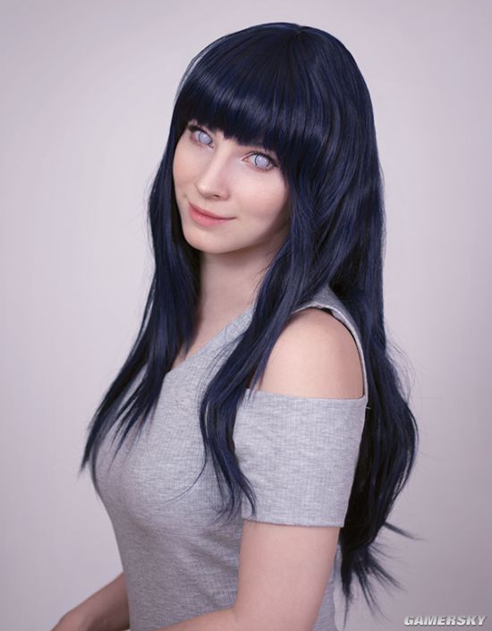 纤腰翘臀的丰满美匈牙利辣妹coser也是老二次元