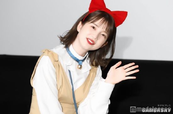 甜美姨母笑秒杀直男粉丝日本顶级女主播弘中绫香
