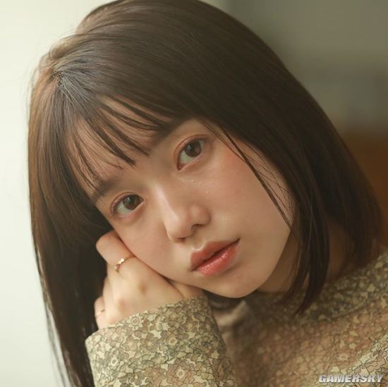 甜美姨母笑秒杀直男粉丝日本顶级女主播弘中绫香