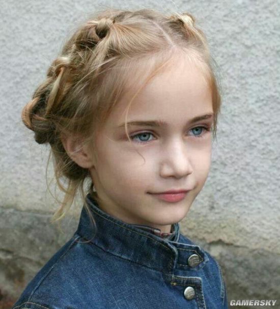 又一个世界最美女孩长大了俄罗斯童模martakrylova