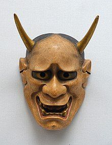 日本古典戏剧能剧中,便有"妖怪面具"这一颇具代表性的面具种类,它利用