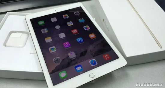 ipad air2ipad air2发布于2014年10月,采用铝金属unibody一体成型机身