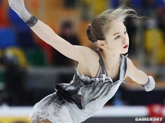 俄罗斯花滑运动员莎莎特鲁索娃订婚 男方也是知名花滑运动员
