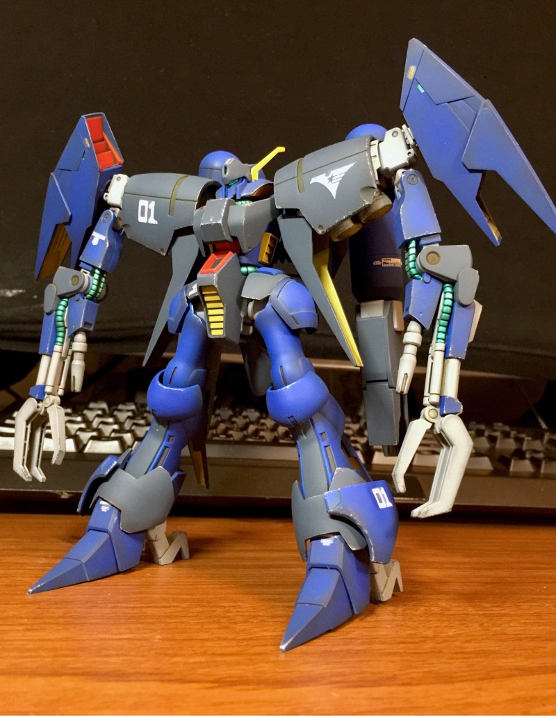 拜亚兰特装型拜教主提坦斯配色