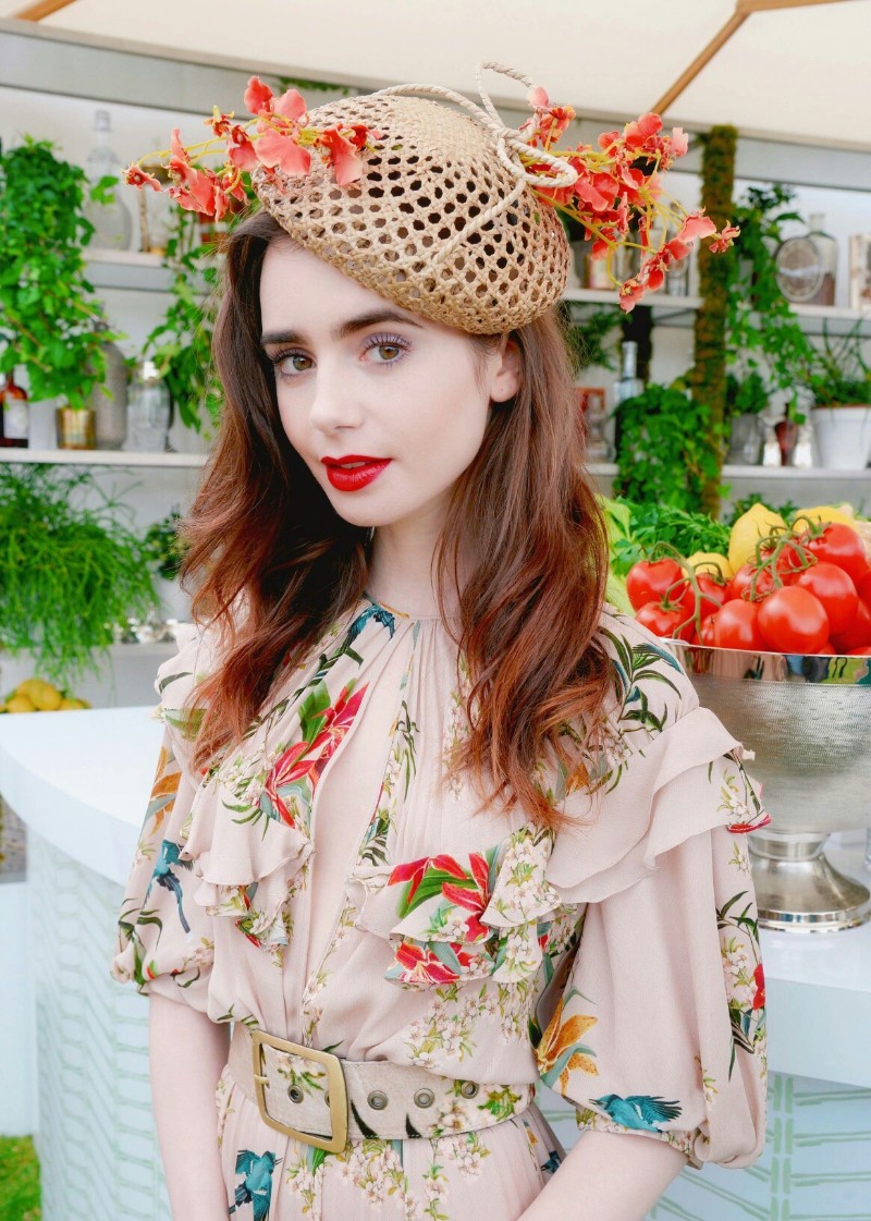 莉莉·柯林斯(2)