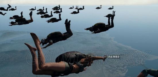 《绝地求生大逃杀》跳伞落地不深蹲技巧 跳伞落地快速起身技巧