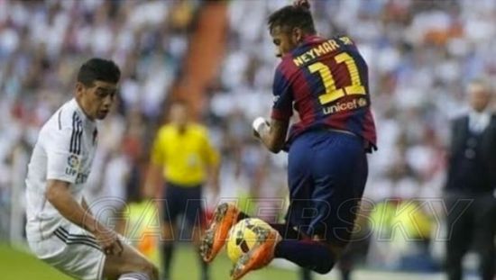 《FIFA18》彩虹过人用法及使用时机详解 彩虹过人怎么用