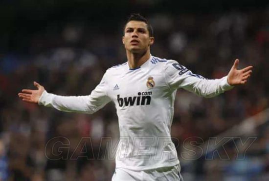 《FIFA18》龙卷风射门操作技巧教学 龙卷风射门怎么操作