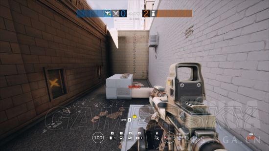 《彩虹六号围攻》自动武器消焰与补偿弹道对比