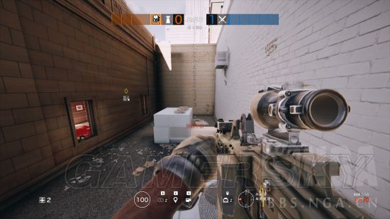 《彩虹六号围攻》自动武器消焰与补偿弹道对比