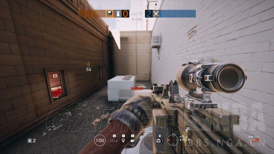 《彩虹六号围攻》自动武器消焰与补偿弹道对比