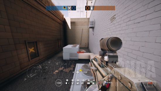 《彩虹六号围攻》自动武器消焰与补偿弹道对比