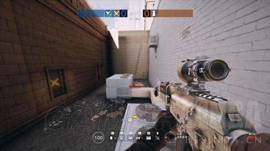 《彩虹六号围攻》自动武器消焰与补偿弹道对比