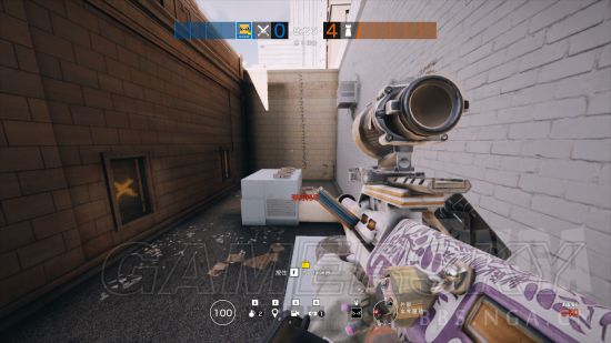 《彩虹六号围攻》自动武器消焰与补偿弹道对比