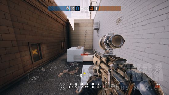 《彩虹六号围攻》自动武器消焰与补偿弹道对比