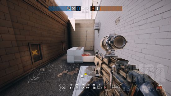 《彩虹六号围攻》自动武器消焰与补偿弹道对比