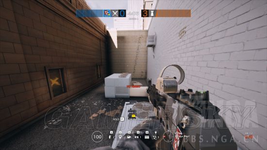 《彩虹六号围攻》自动武器消焰与补偿弹道对比