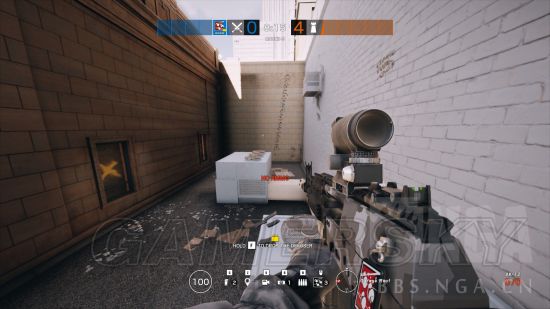 《彩虹六号围攻》自动武器消焰与补偿弹道对比